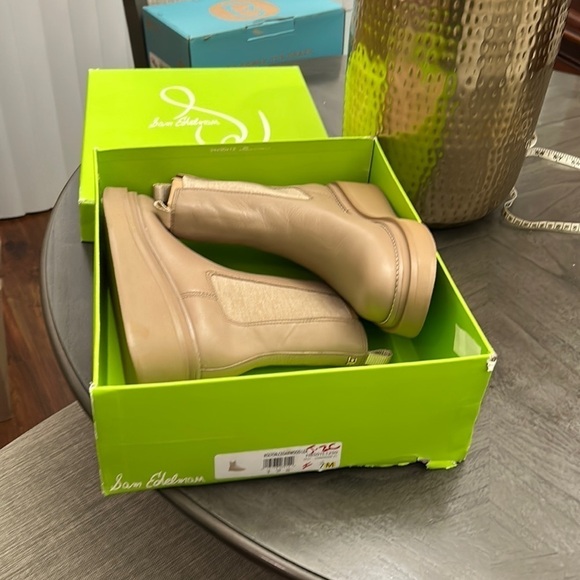 SAM EDELMAN KOLTON CHELSEA BOOT - Picture 2 of 13